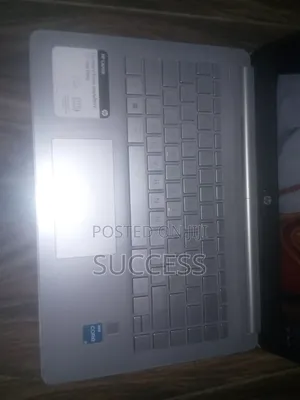 Laptop HP 14-dq1025cl 8GB SSD 256GB