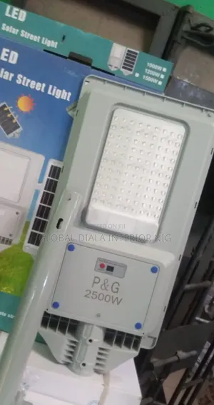 2500 Watts P G Solar Street Lights