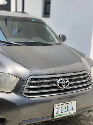 Toyota Highlander 4x4 2008 Gray