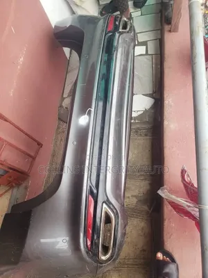 Back Bumper Ford Fusion 2016 and Complete Bumper Ford Explorer 2013