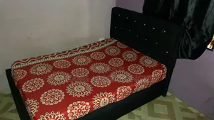 Bed and Bed Lframe