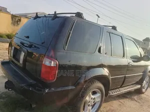 Nissan Pathfinder 2003 Black