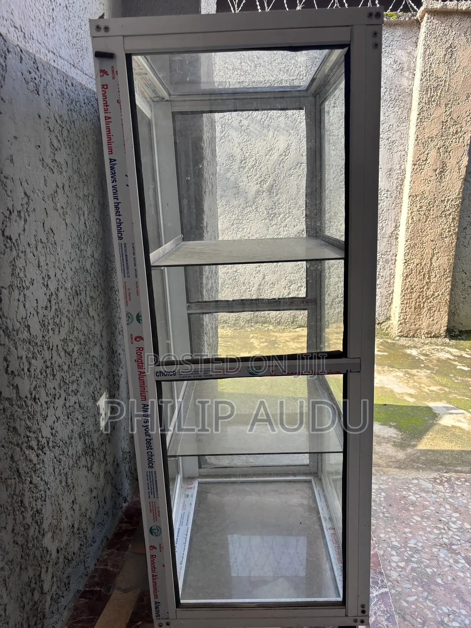 Showcase Glass