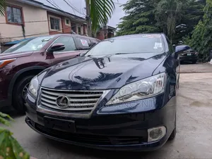Lexus ES 350 2011 Blue