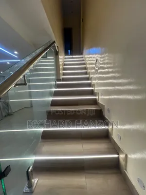Furnished 3bdrm Apartment in Lekki Right for rent