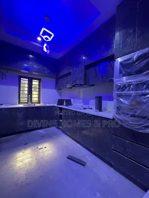2bdrm Block of Flats in Veslora, Dutse-Alhaji for rent