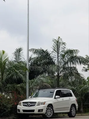 Mercedes-Benz GLK-Class 2011 White