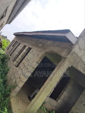2bdrm Apartment in Ofin Estate, Igbogbo for sale