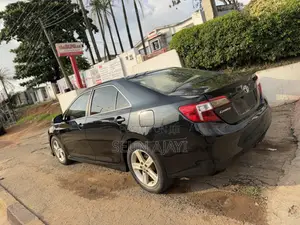 Toyota Camry SE 4dr Sedan (2.5L 4cyl 6A) 2014 Black
