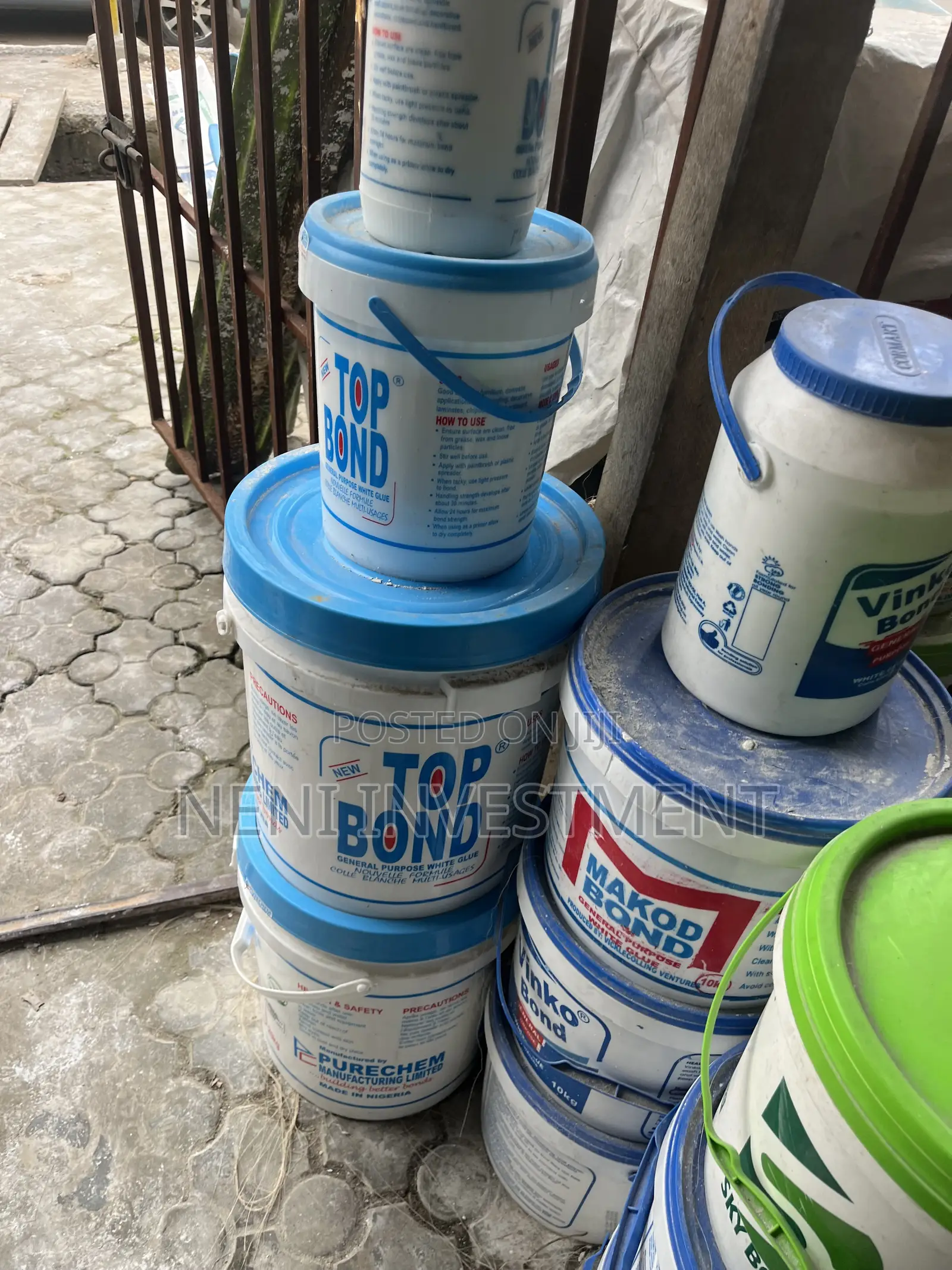 Top Bond Available in Several Sizes