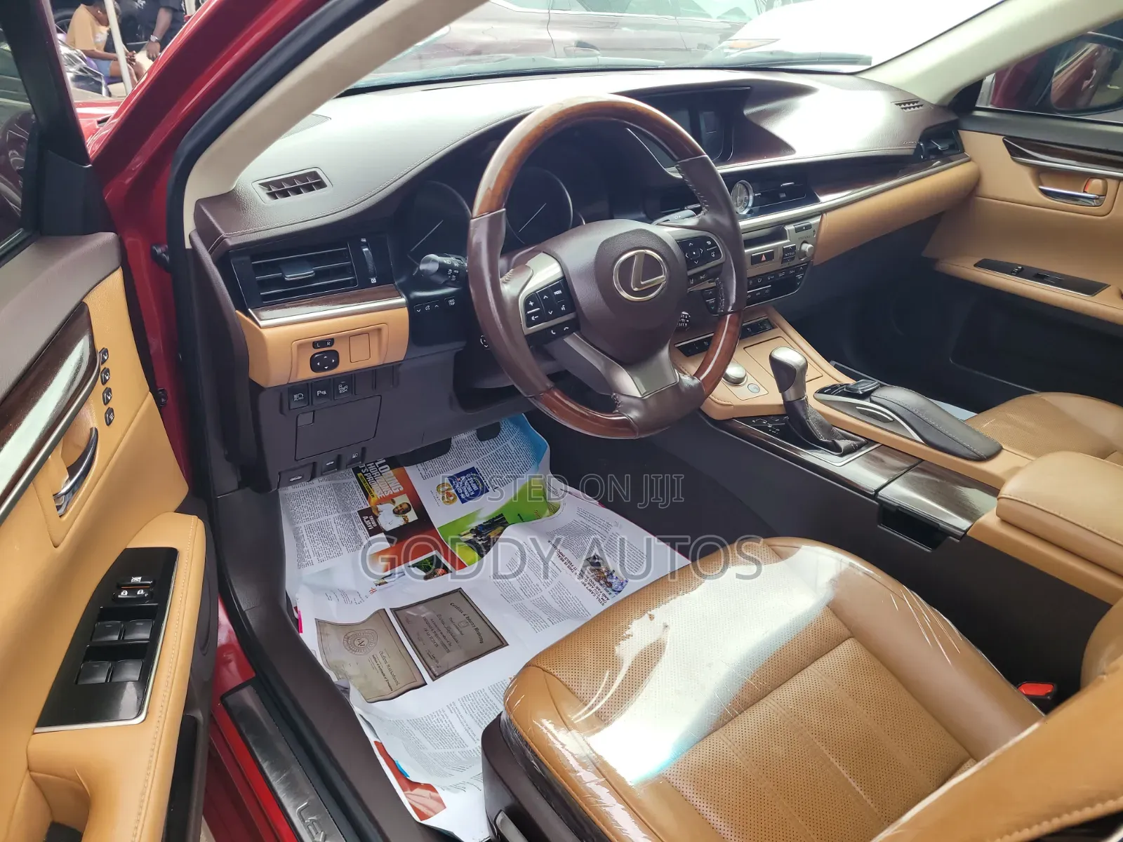 Lexus ES 2016 Red