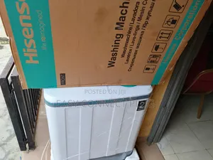 Hisense (WSRB113) Twin Tub 11kg Washing Machine.