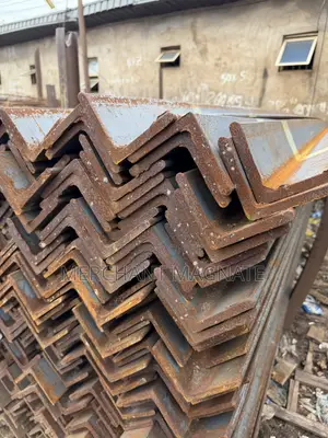 80x80x8mm Equal Angle Iron