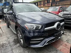 Mercedes-Benz GLE-Class 2022 Blue