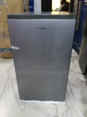 Efficient HISENSE 90L Mini Fridge