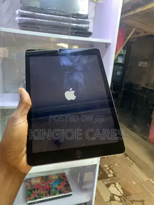 Apple iPad Air (2020) Wi-Fi 128 GB Silver