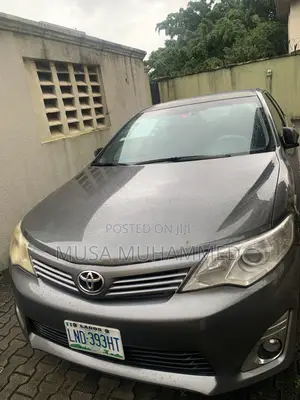 Toyota Camry LE 4dr Sedan (2.5L 4cyl 6A) 2015 Gray