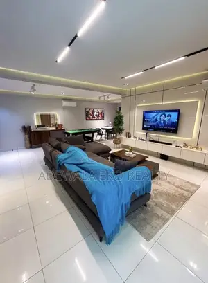 Cozy 2-Bedroom Shortlet Lekki, Ikate – PS5, Snooker, Pool Gym