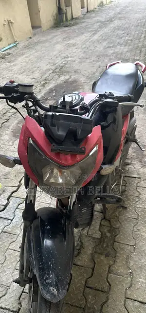 TVS Apache 180 RTR 2022 Black