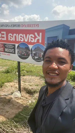 Karshi Kavana Estate
