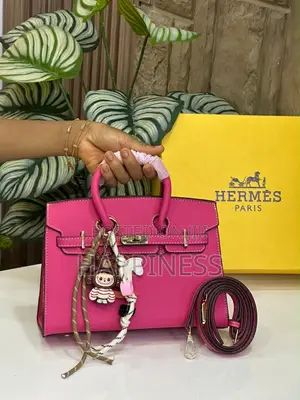 Luxury Women’s Leather Handbag With Shoulder Strap