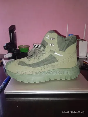 Shoe Boots