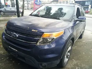 Ford Explorer Base 4dr 4x4 (3.5L 6cyl 6A) 2012 Blue