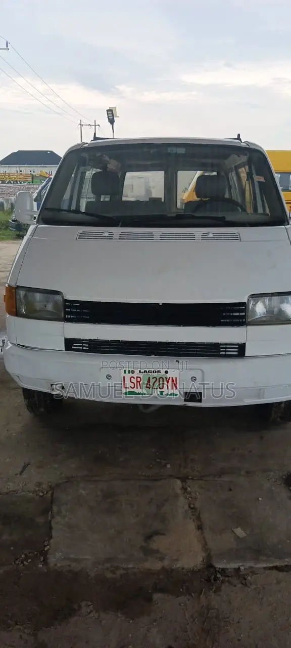 Volkswagen Transporter 2005 White