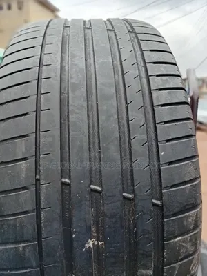 285/45r20 Direct Tokunbo Michelin Tyres Available. 1 Year Warranty