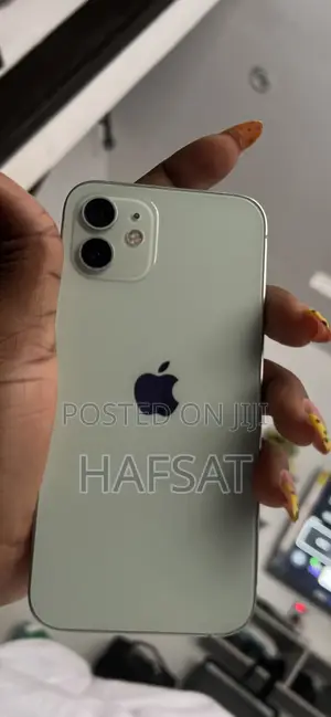 Apple iPhone 12 128 GB Green