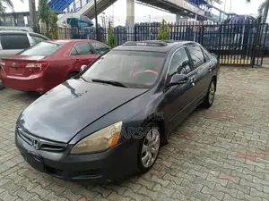 Honda Accord 2006 Gray
