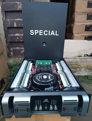 Original 4 Channels 12000W Special Power Amplifier