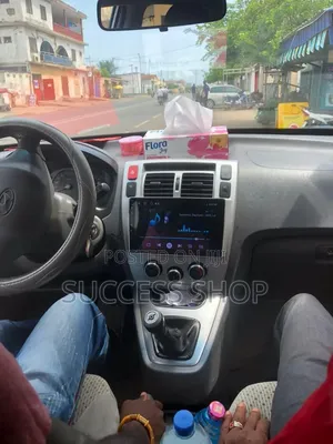 Hyundai Tucson 2006-2013 Android Screen + Reverse Camera