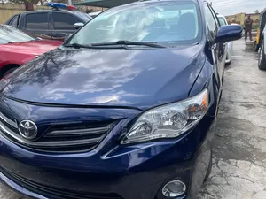 Toyota Corolla 2012 Blue
