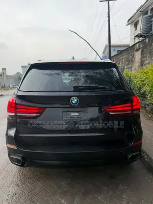 BMW X5 xDrive50i 4dr SUV AWD (4.4L 8cyl Turbo 8A) 2014 Black