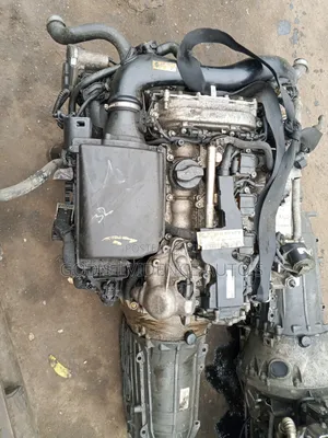 C300 205 Benz Engine W274
