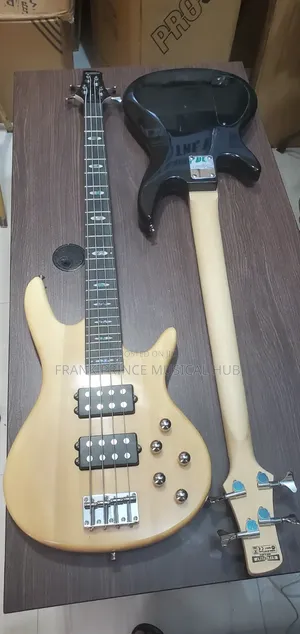 Ibanez 4 Strings Bass Guitar