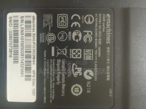 Laptop eMachines 3GB AMD HDD 500GB