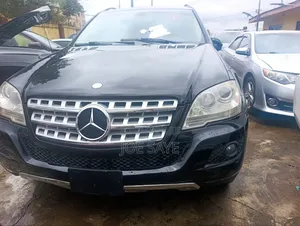 Mercedes-Benz M Class 2011 Black