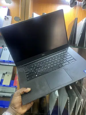 Laptop Dell Precision 5540 16GB Intel Core i7 SSD 512GB