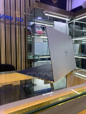 Laptop Dell XPS 17 9730 16GB Intel Core i7 SSD 512GB