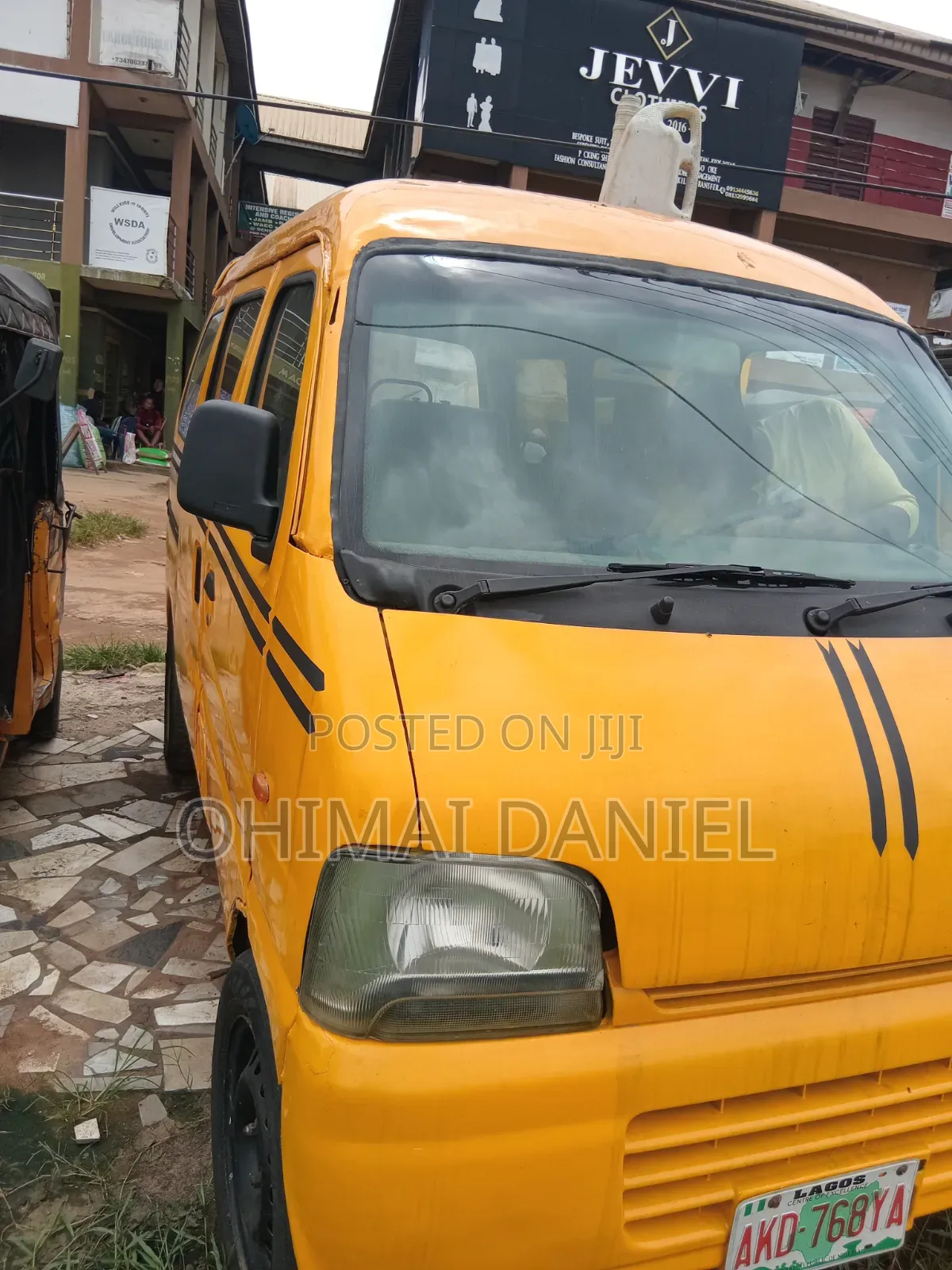 Suzuki Every 2010 Yellow