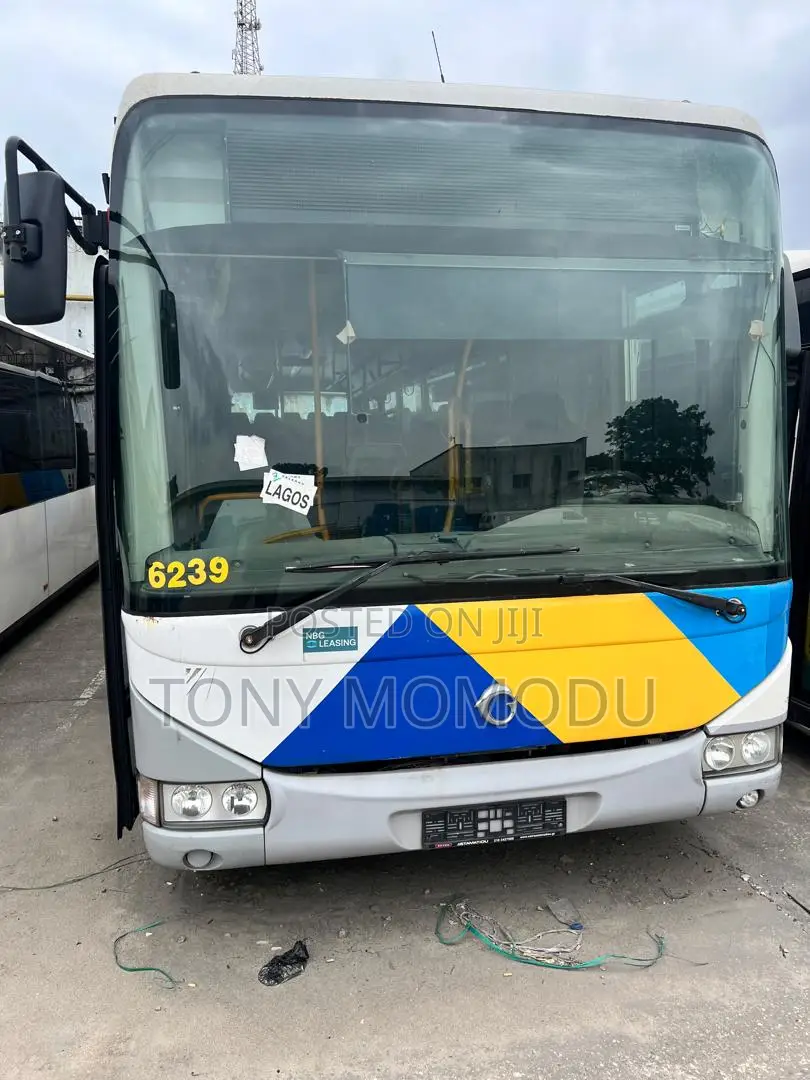 Iveco Urbanway 2010 White
