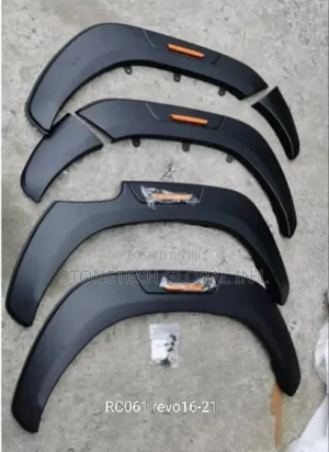 Hilux Fender Cover With Light