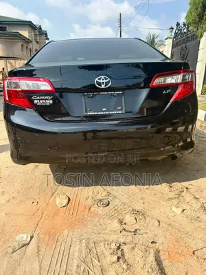 Toyota Camry LE 4dr Sedan (2.5L 4cyl 6A) 2012 Black