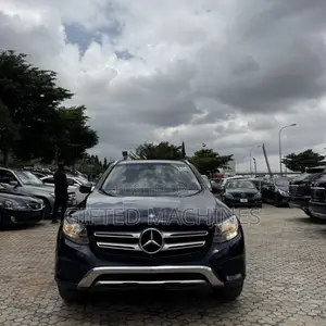 Mercedes-Benz GLC-Class 2016 Blue
