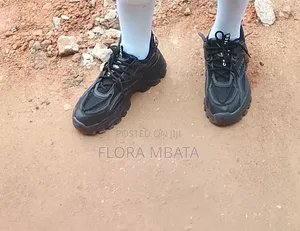 Nike and Lilina