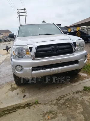 Toyota Tacoma 2008 Silver
