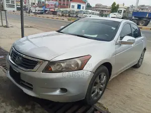 Honda Accord 2008 Silver
