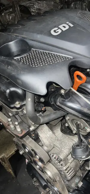HYUNDIA Senifer Engine 2012